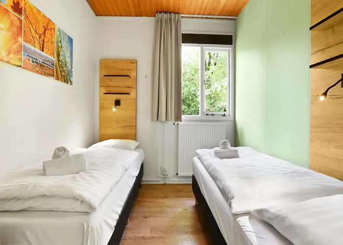 Semesterbostad Forest W Pool *