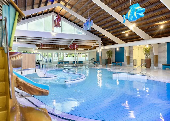 Semesterbostad Forest W Pool *