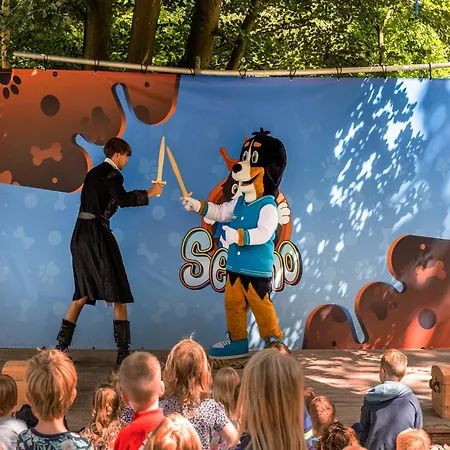 Holiday home Forest W Pool Putten